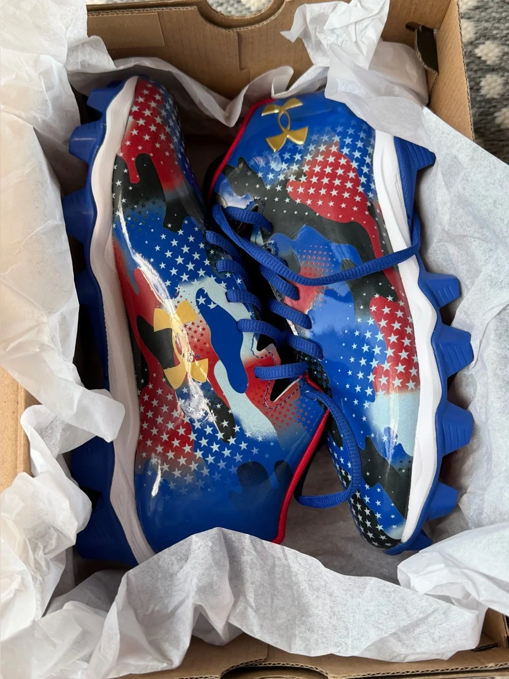 Under Armour Football cleats YOUTH Boy 5 5Y Red White Blue Stars NEW in box